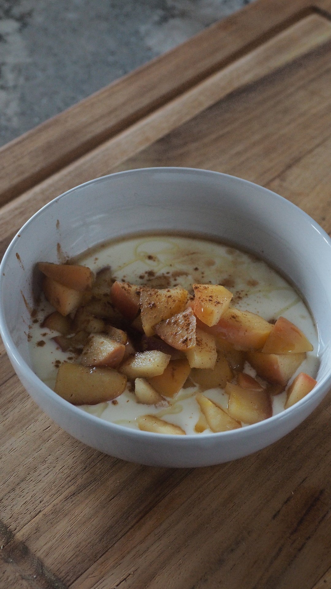 The Godfather’s Gut-Healthy Apple Delight: A Sweet Hit from the Hive